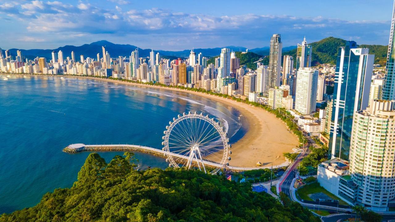 Estaleiro Com Charme - Ar, Churras E Pet Friendly Balneario Camboriu Luaran gambar
